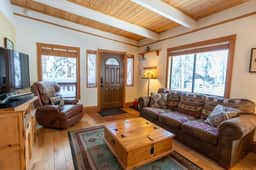 Shady Pines Cabin w/ Hot Tub & Forest Views - Image 5