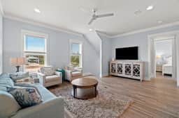 Bluefin Chateau with LSV and Heated Pool - Image 2