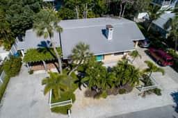 Palm Haven Beach Side Villa - Image 2