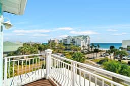 Crystal Playa with Private Pool and Beach Views - Image 3