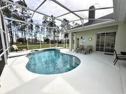 4 Bed Pool Home on Golf Community - Image 2