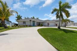 Flamingo Villa - Image 5