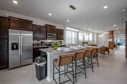 Modern Windsor Cay Retreat~5*~Pool - Image 4