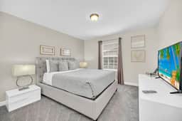 EV_9073 - Paradise Haven - Image 3