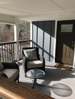 Quaint Queen Mountain Getaway - Image 4