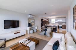 Onyx Luxe Condo with Ocean Views and Pool - Image 4