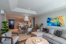 Citrine 2 Bedroom Luxury Suite w Resort Amenities - Image 3