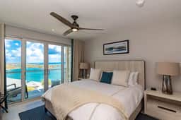 Aventurine 2 Bed Luxury Suite with Ocean View - Image 3