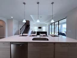 4BR Balmoral Home with Pool & Lake Views - Image 5
