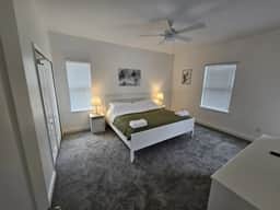 4BR Balmoral Resort Home for 8 Guests - Image 2