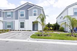 5BR Townhome with Pool & Water View - Image 2