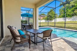 3BR Balmoral Home with Private Pool & Loft - Image 4