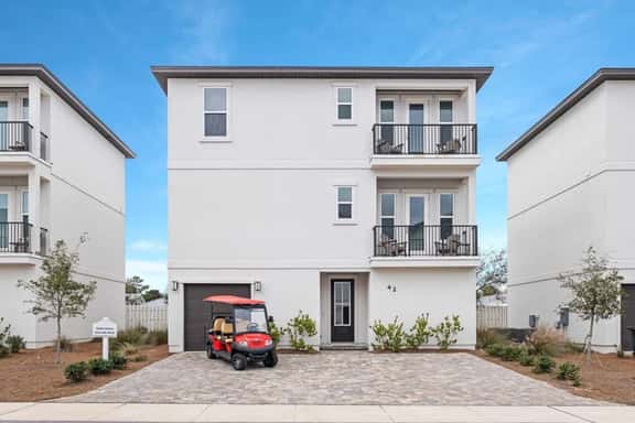 Wahoo Chateau with LSV and Heated Pool - Image 1
