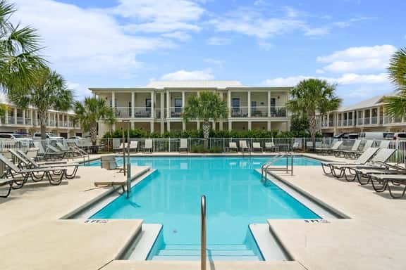 Crystal Beach Dream with Pool and Dog Park - Image 1
