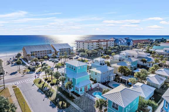 Crystal Playa with Private Pool and Beach Views - Image 1