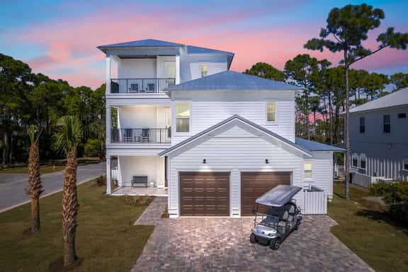 Vacation Station with Private Pool and LSV - Image 1