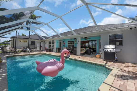 Flamingo Villa - Image 1