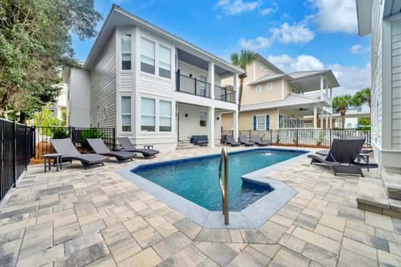 Sea-N-Double with Private Pool and Carriage House - Image 1
