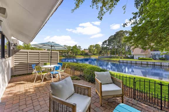 Beachwalk Breeze With Water Views - Image 1