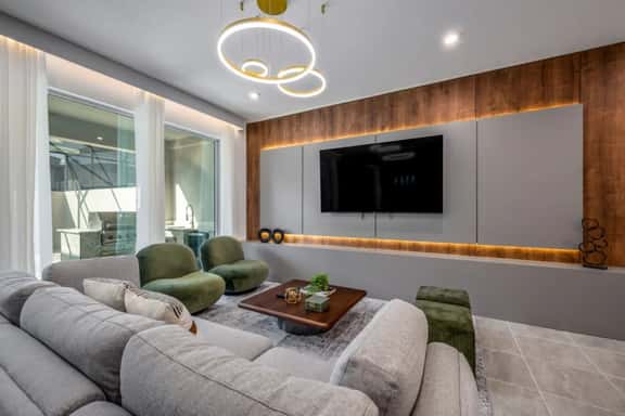Modern~ 6BEDS~ Solara Resort - Image 1