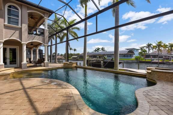 Paradise Villa - Image 1