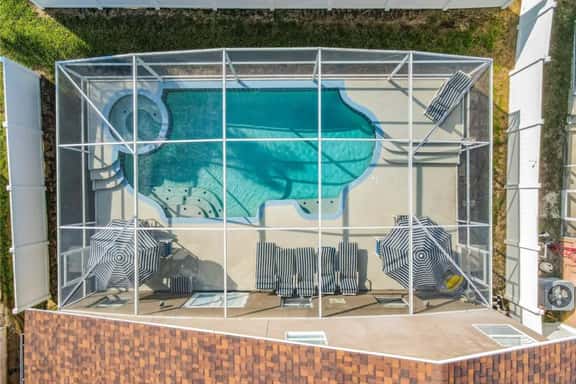 South Facing Pool & Spa in Hampton Lakes - Image 1