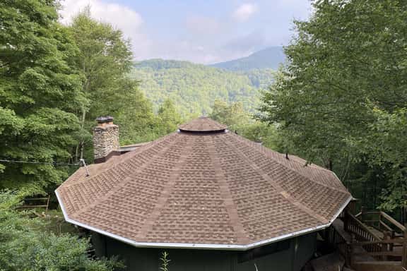 Tree Top Lodge/1186 El Miner - Image 1