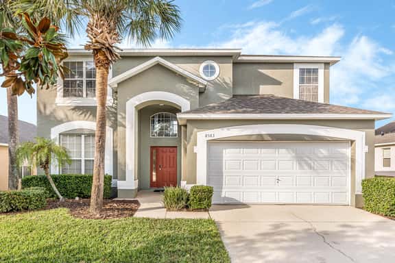 Luxury 8-Bed Villa Near Disney with Pool & More - Image 1
