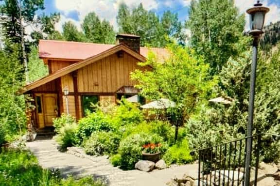 Spacious Mountain Getaway, Trails Rest - Image 1