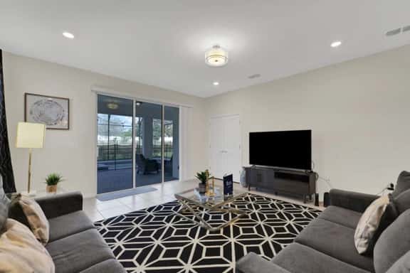 6BR Windsor Island Home with Pool & Spa - Image 1