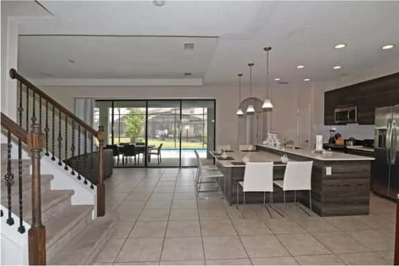 6BR Balmoral Home with Private Heated Pool - Image 1