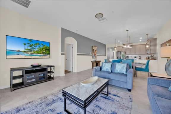 3BR Golf View Townhome Near Disney - Image 1