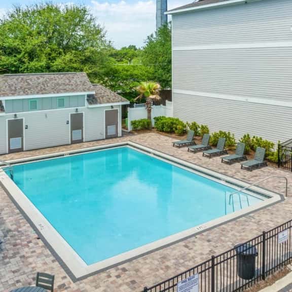 Silverfin Villa with Pool and Designer Interior - Image 1