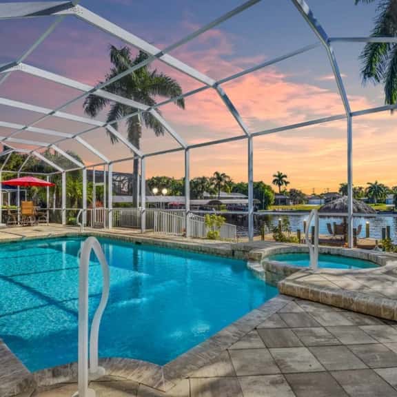 Waterfront Dream - Image 1