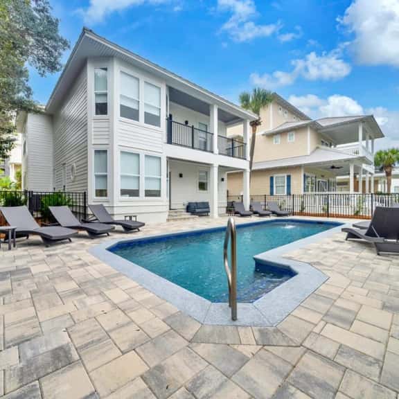 Sea-N-Double with Private Pool and Carriage House - Image 1