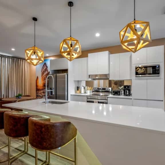 Elegant Orlando Getaway Close to Disney - Image 1