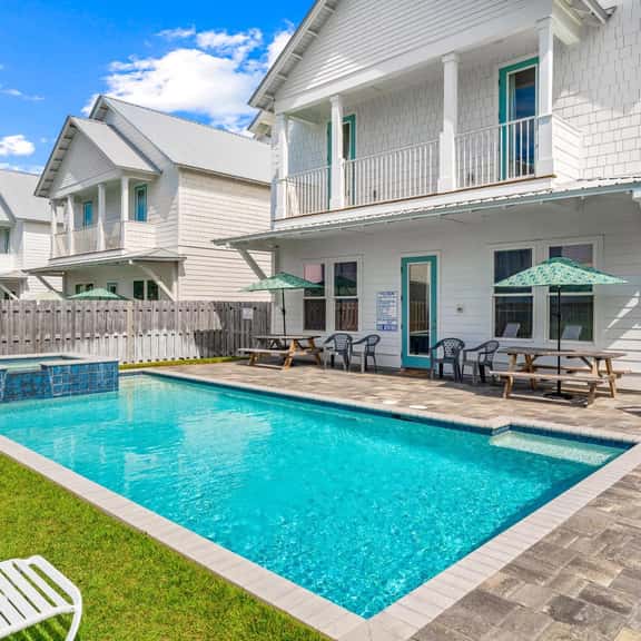 Ellis Retreat with Game Room and LSV - Image 1