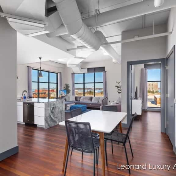 Modern Corner Luxury Apartment - Leonard Building - Image 1