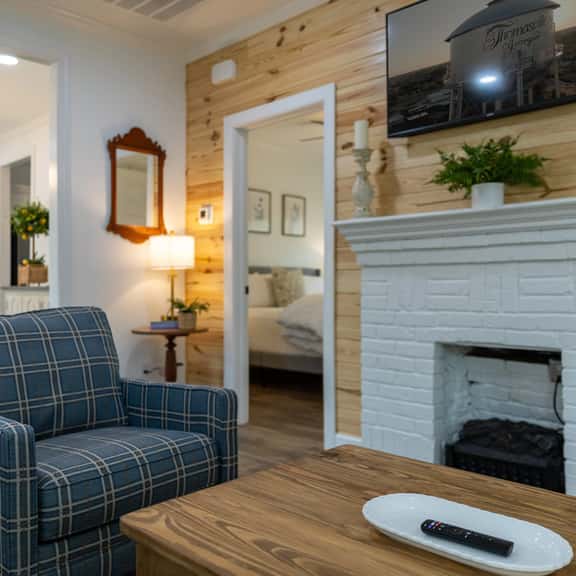 Mimosa Cottage - Thomasville Charm - Image 1