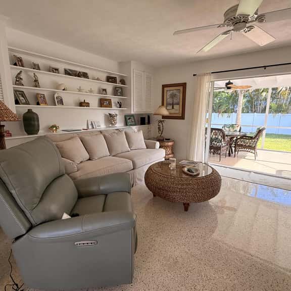Sea Spray Private Beach Cottage - Image 1