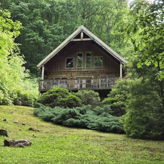 3BR Chalet with Hot Tub & Trout Stream - Image 1