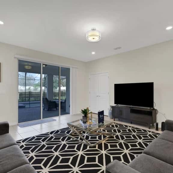6BR Windsor Island Home with Pool & Spa - Image 1