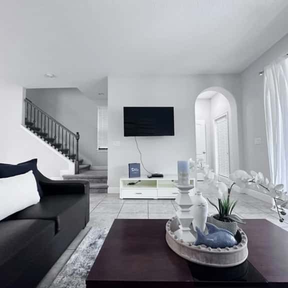 3BR Pool Home with En-Suites & Loft - Image 1