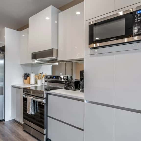 Spacious Family Townhome Near Disney & Attractions - Image 1