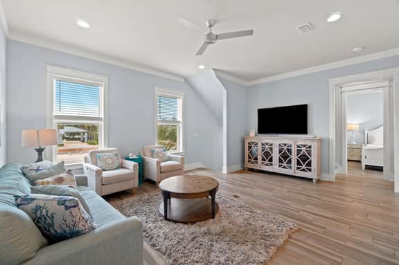 Bluefin Chateau with LSV and Heated Pool - Image 2