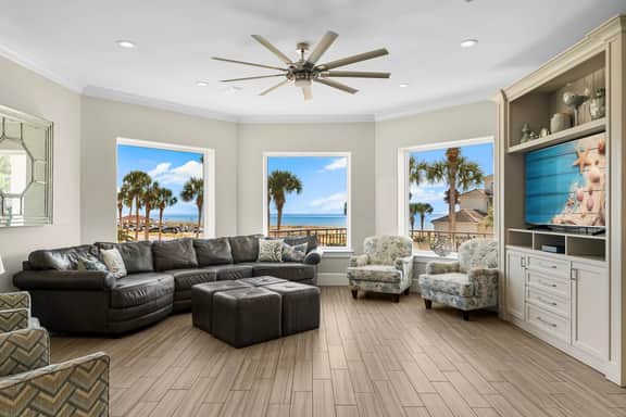 Seastar Palazzo with Beach Views, Lake, and Pool - Image 4