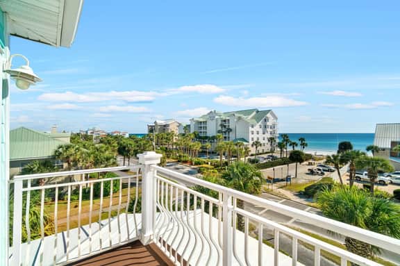 Crystal Playa with Private Pool and Beach Views - Image 3