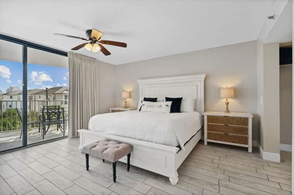 Mainsail Breeze with Heated Pool and Private Beach - Image 5