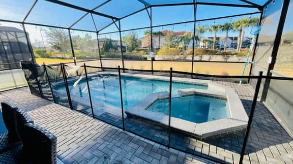 Gated Luxury Resort Home with South Facing Pool - Image 2