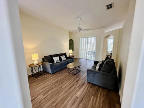 4 Bed Pool Home on Golf Community - Image 3